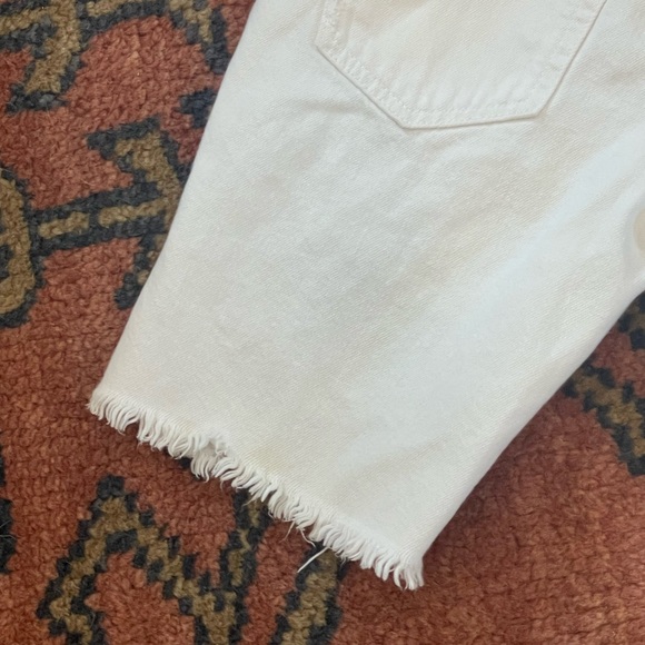 Joe’s Jeans Distressed White Bermuda Denim Shorts - Picture 13 of 15